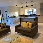 Apartman The Grasslands Home,